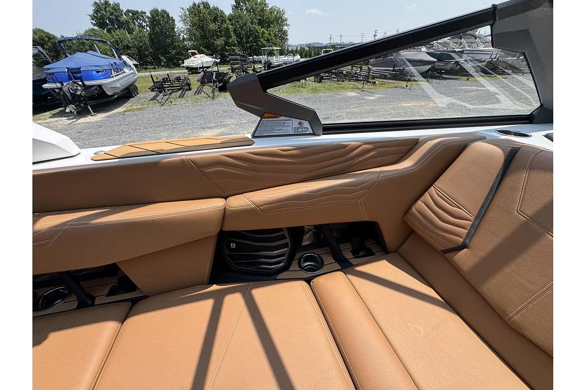 Used 2025 Nautique Super Air G G23