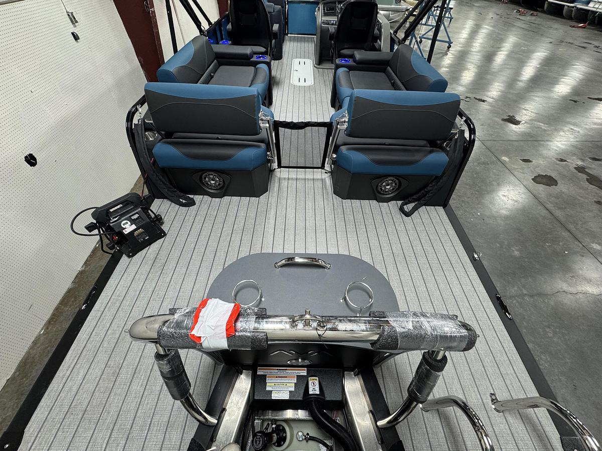 2026 Avalon 25 LSZ QLS