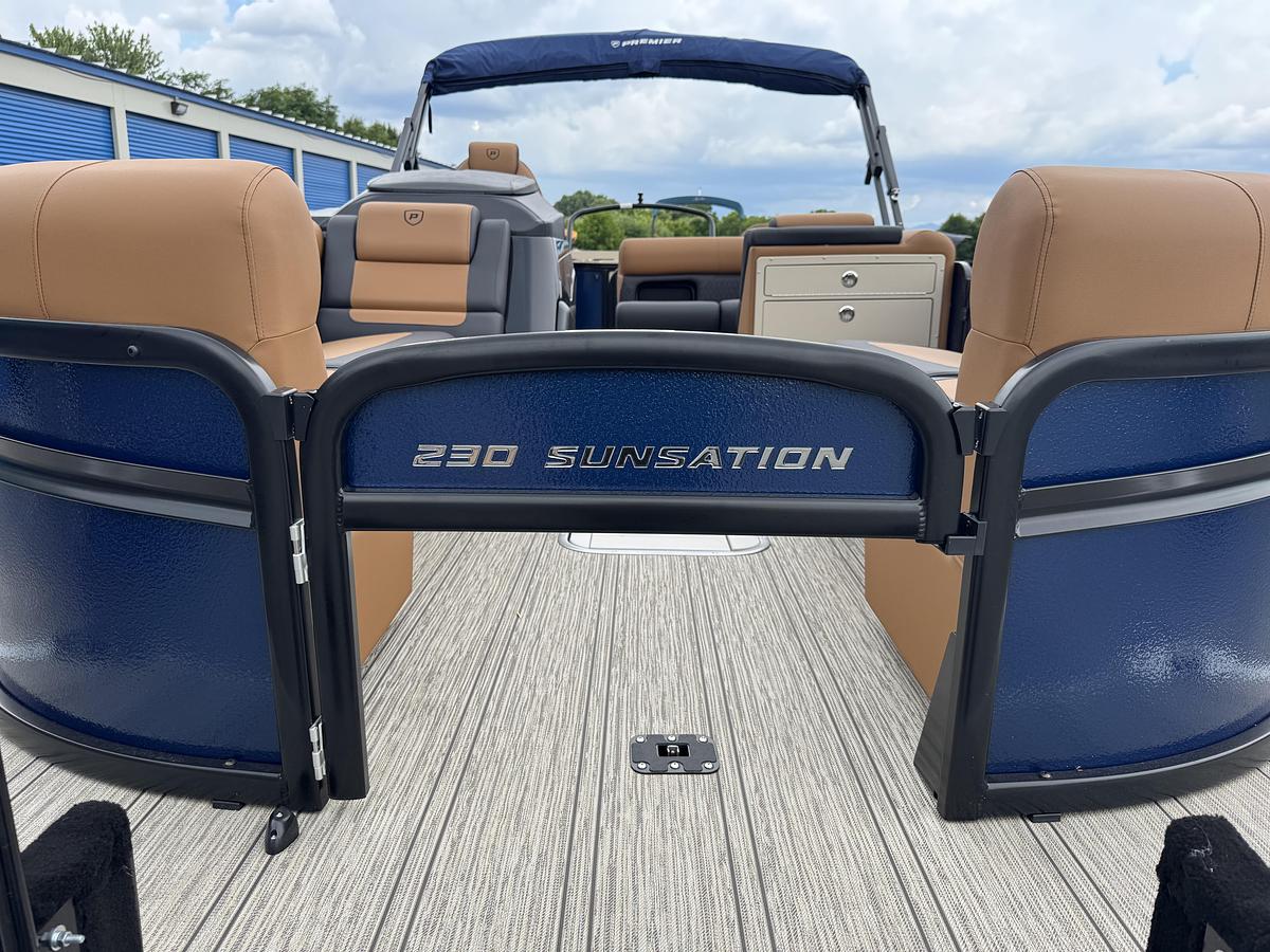 2026 Premier 230 SunSation Angler