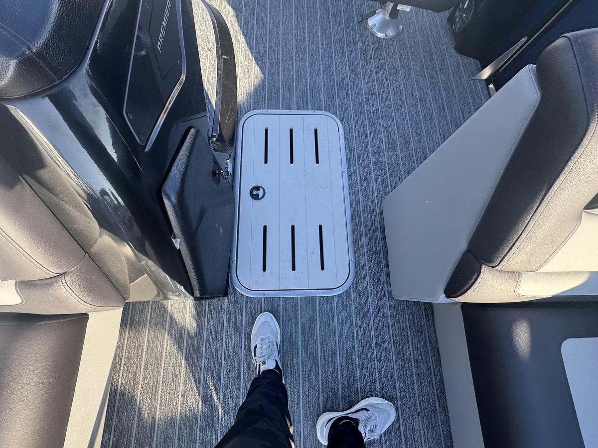 2026 Premier 230 SunSation RL