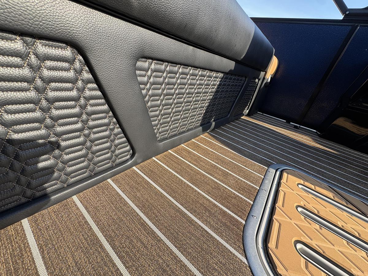 2026 Premier 250 Intrigue RL