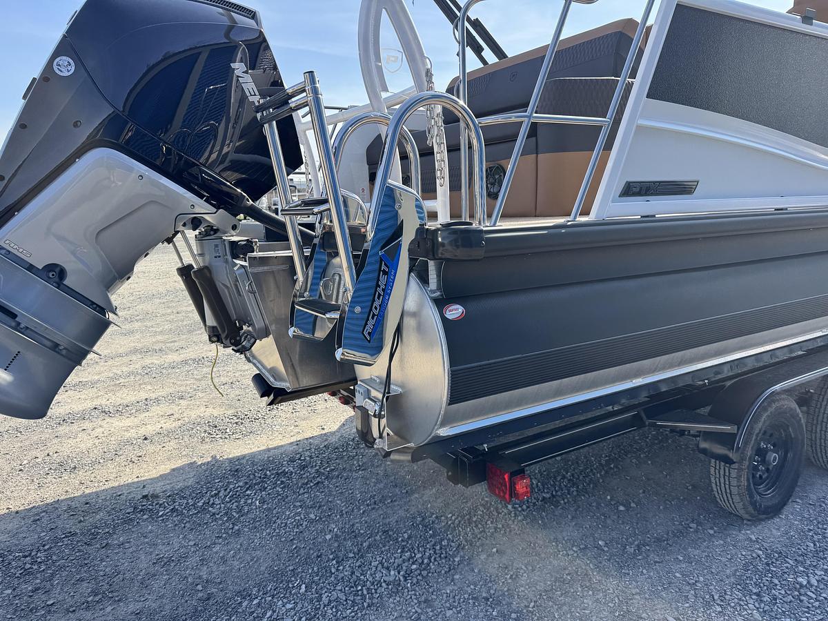 2026 Premier 230 Solaris RL