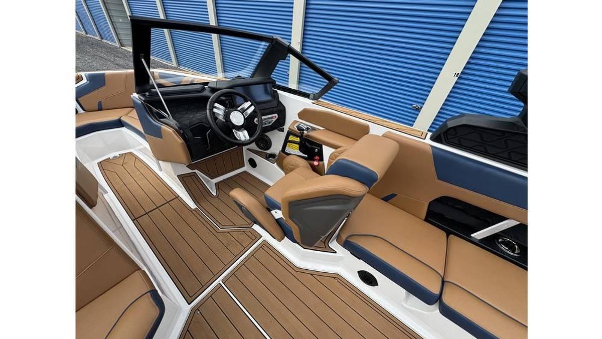 Used 2023 Nautique GS22