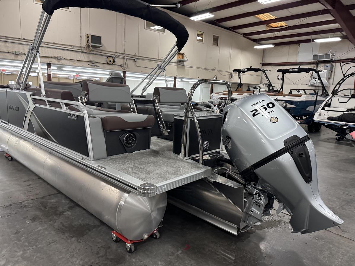 2026 Avalon 23 LSZ QLS