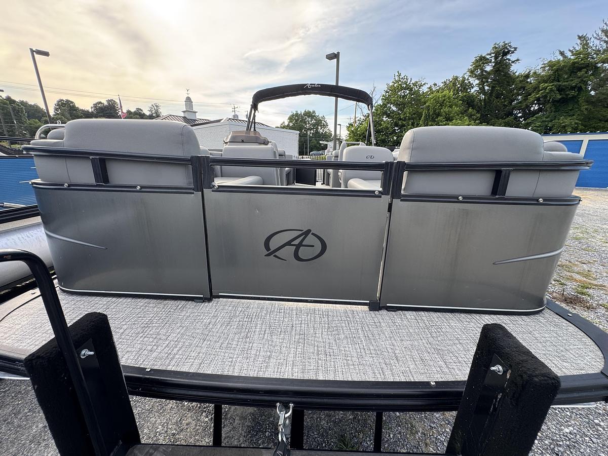 Used 2021 Avalon Venture 2280 QL