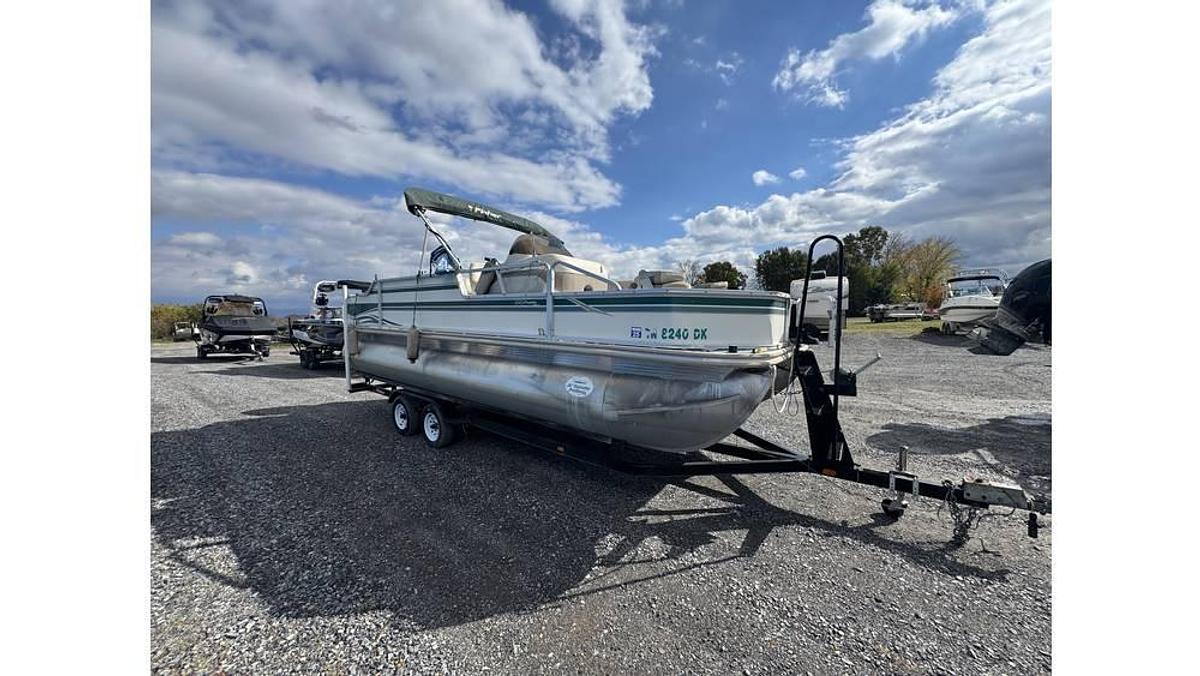 Used 2004 Fisher Freedom 200 Freedom