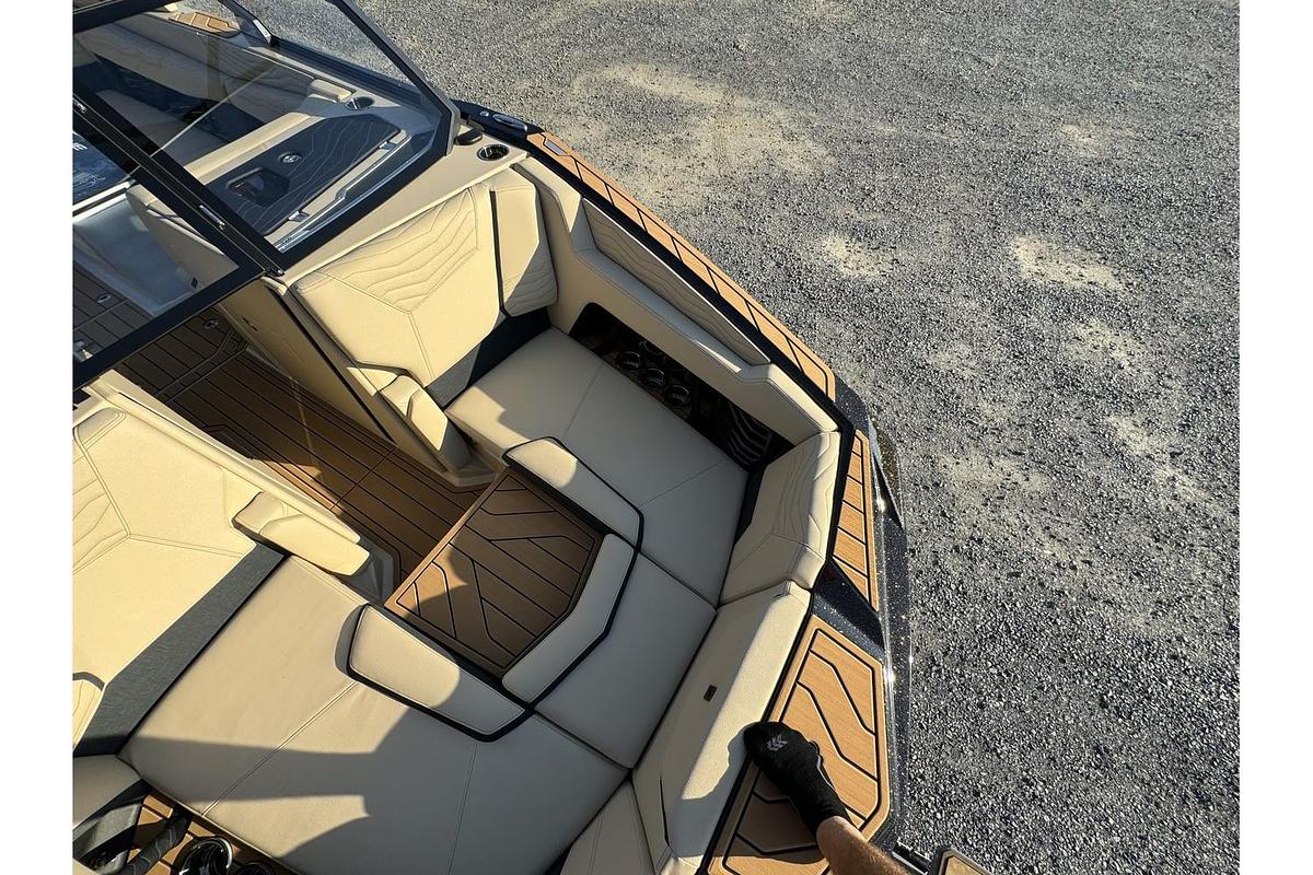 Used 2025 Nautique Super Air G G23