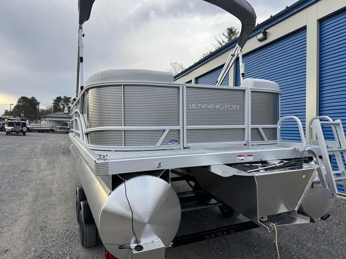 2026 Bennington 22 SSR