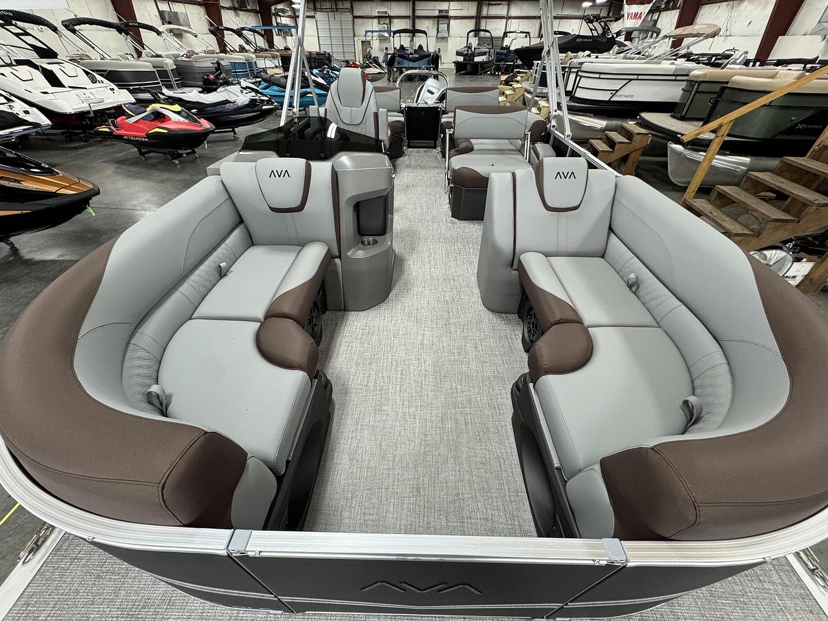 2026 Avalon 23 LSZ QLS