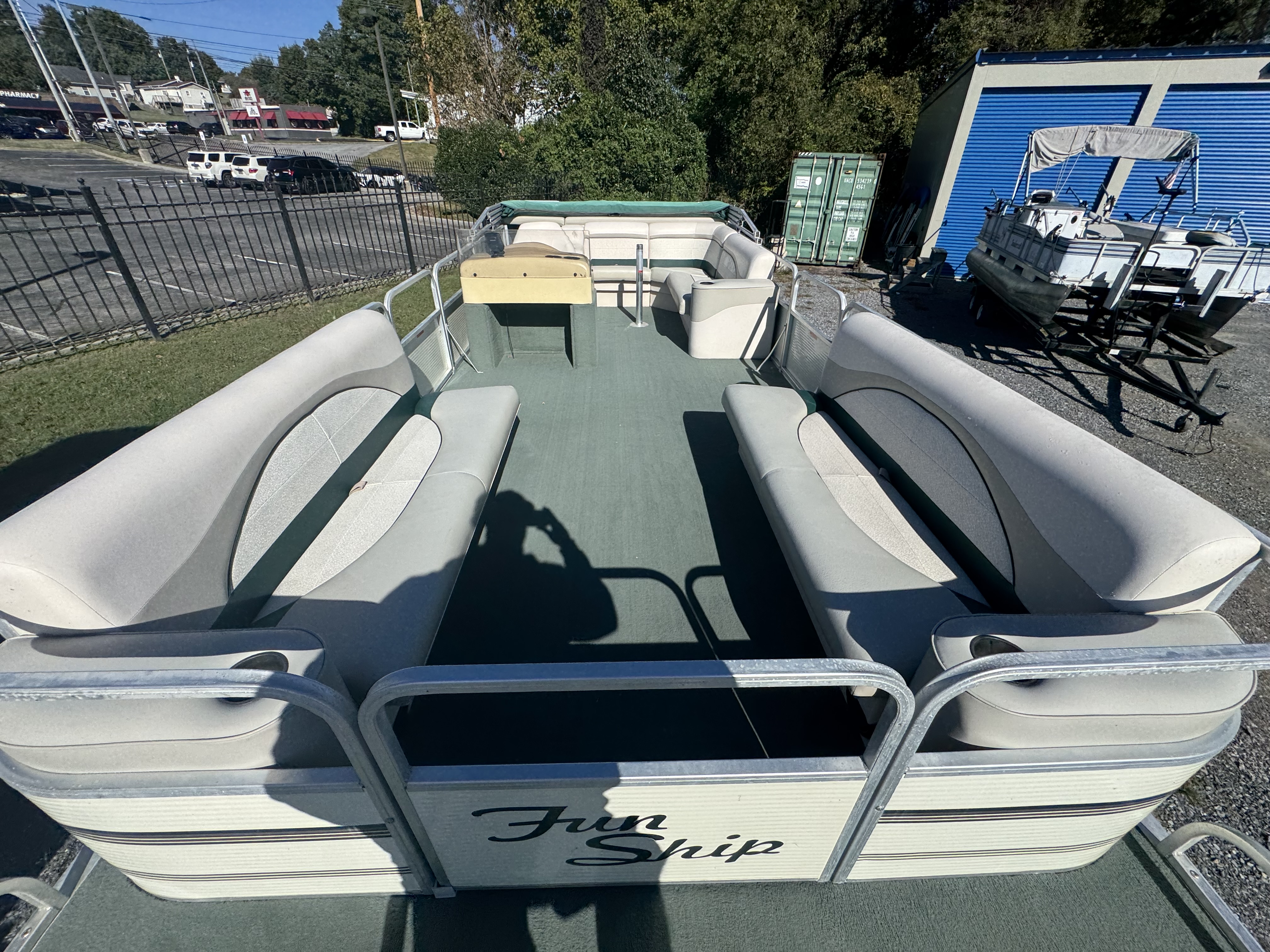 Used 1998 Grumman (Lowe) Fun Ship