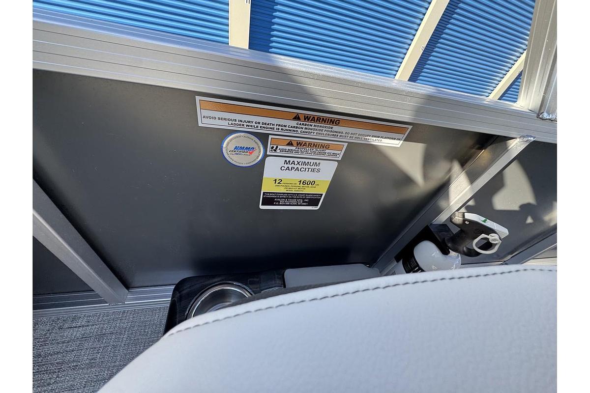 2025 Avalon Venter 85 Versatile Rear Bench