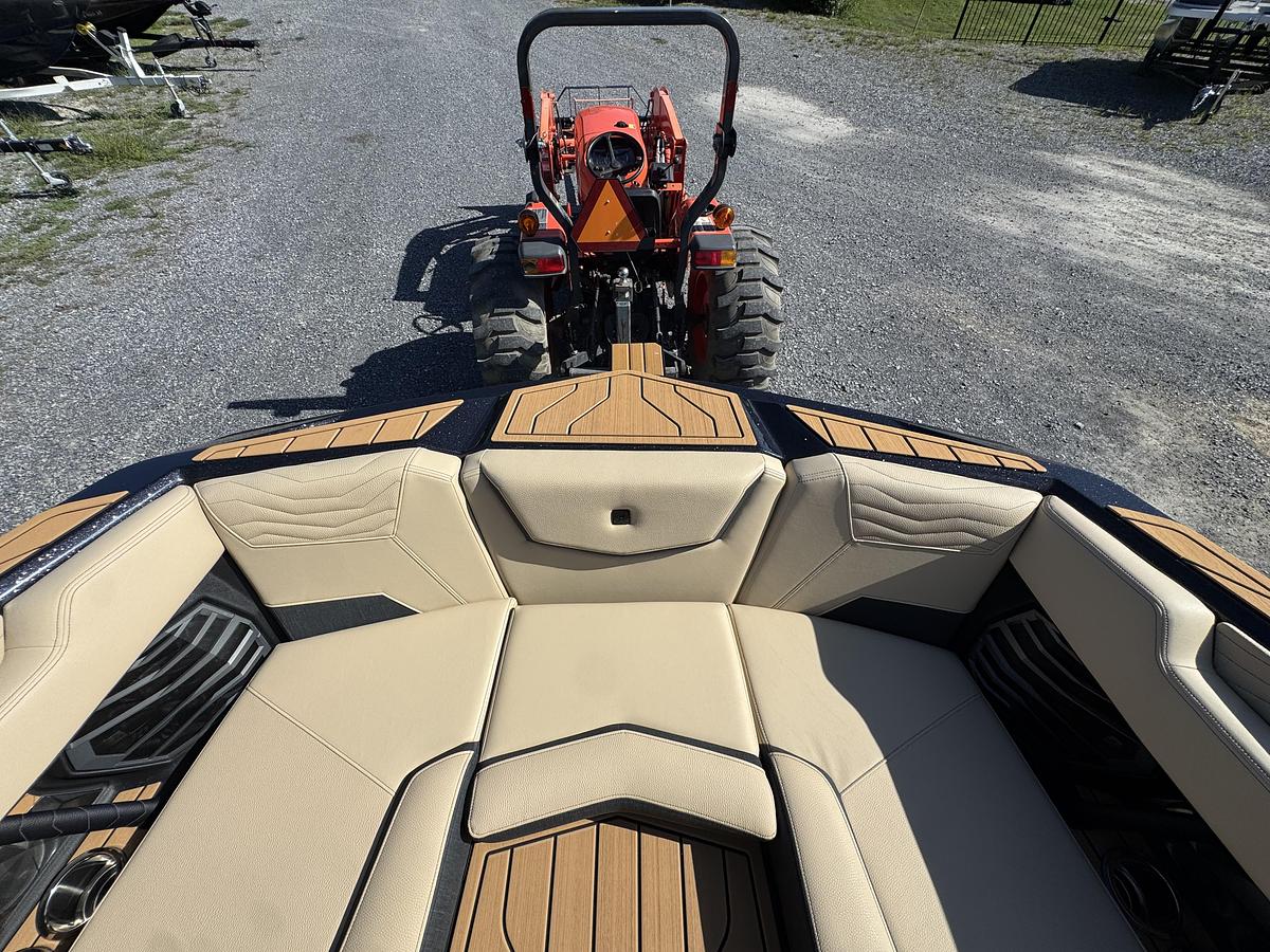 2026 Nautique Super Air Nautique G23
