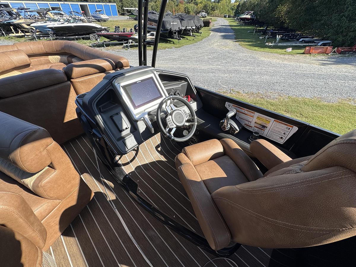 2027 Premier 330 Escalante