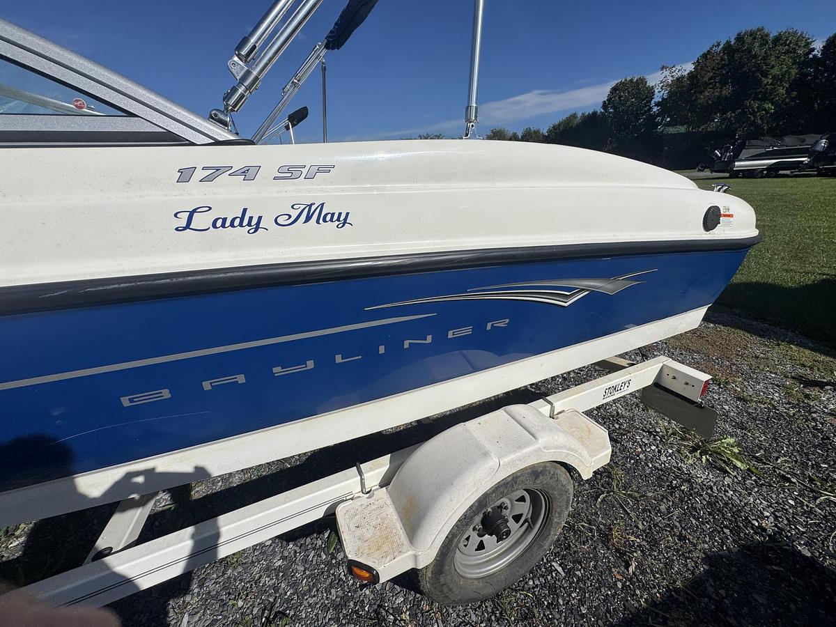 Used 2010 Bayliner 174 SF