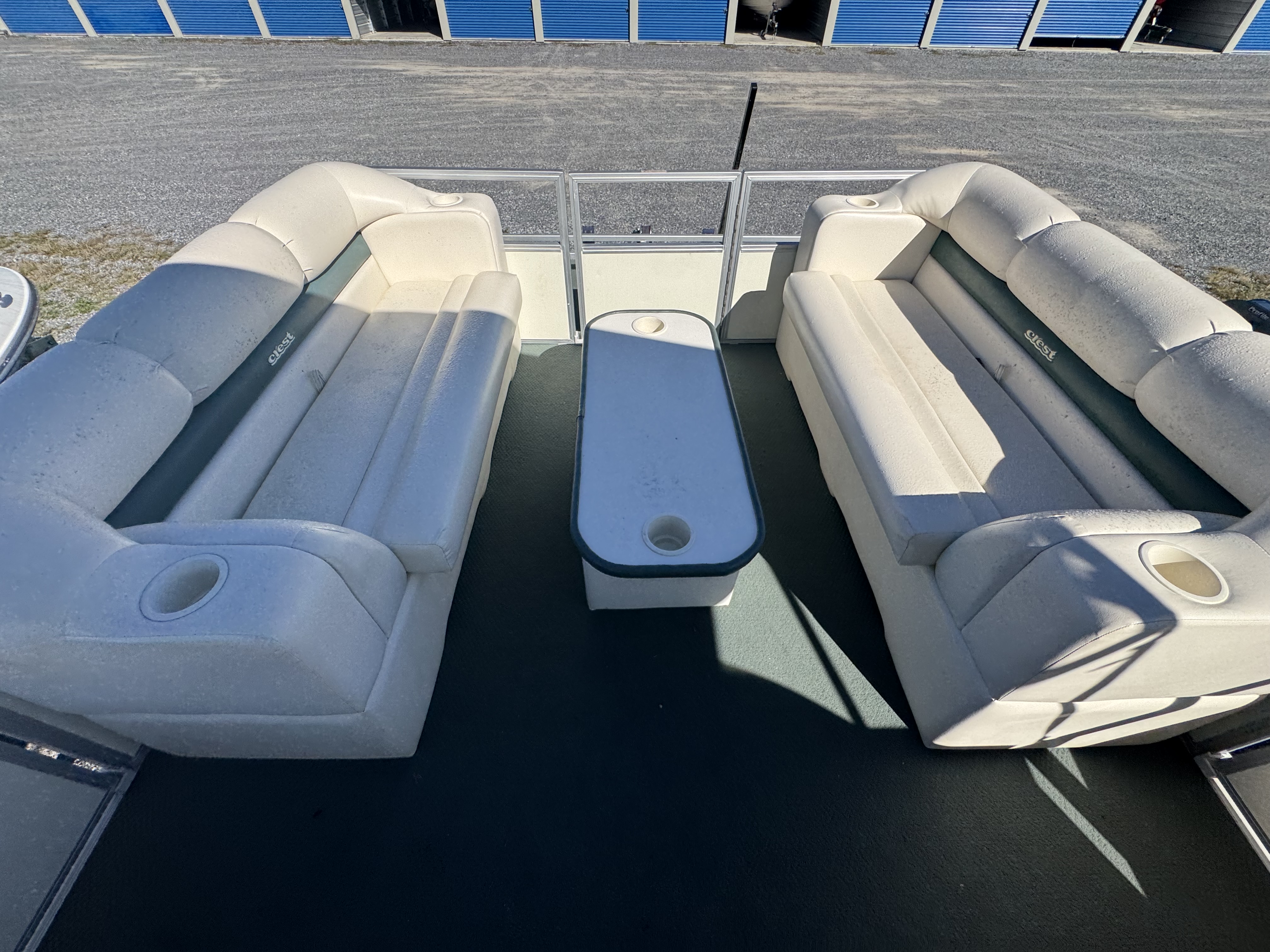 Used 2000 Crest Crest II DL