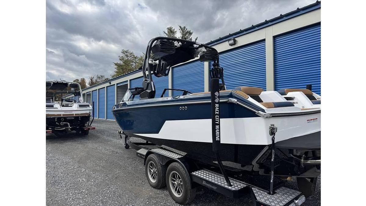 Used 2023 Nautique GS22