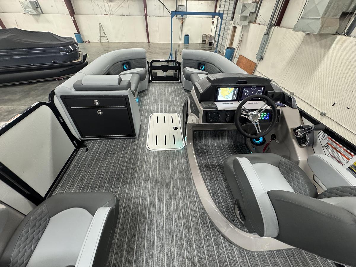 2026 Premier 250 Solaris RL