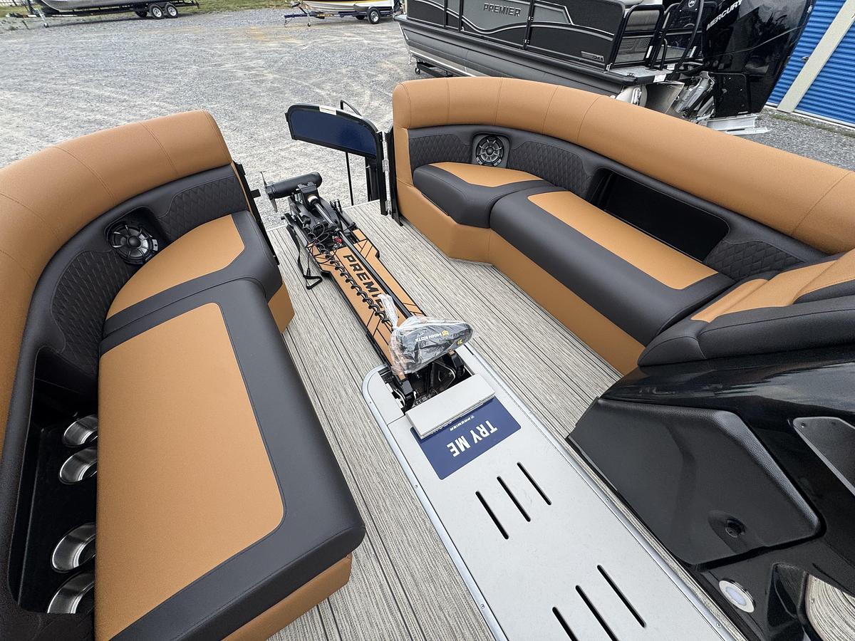 2026 Premier 230 SunSation Angler