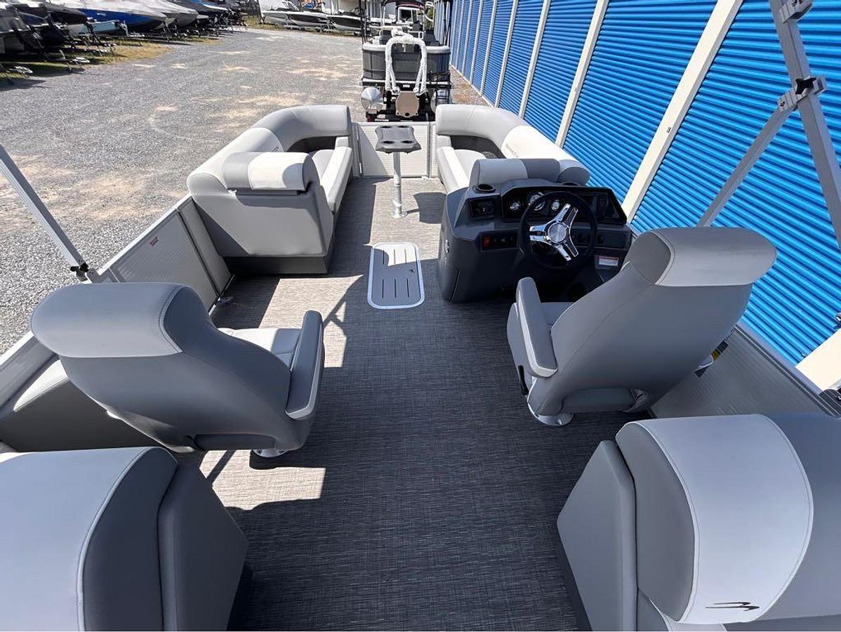 2025 Bennington 22 SSR-SPS