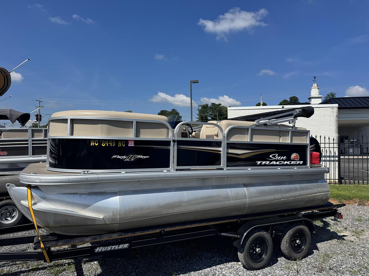 Used 2024 Sun Tracker Party Barge 16 DLX