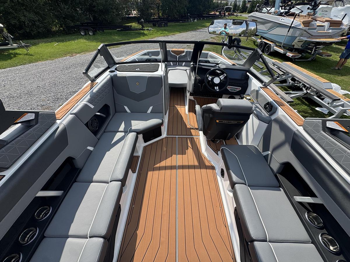 2027 Nautique Super Air GS22