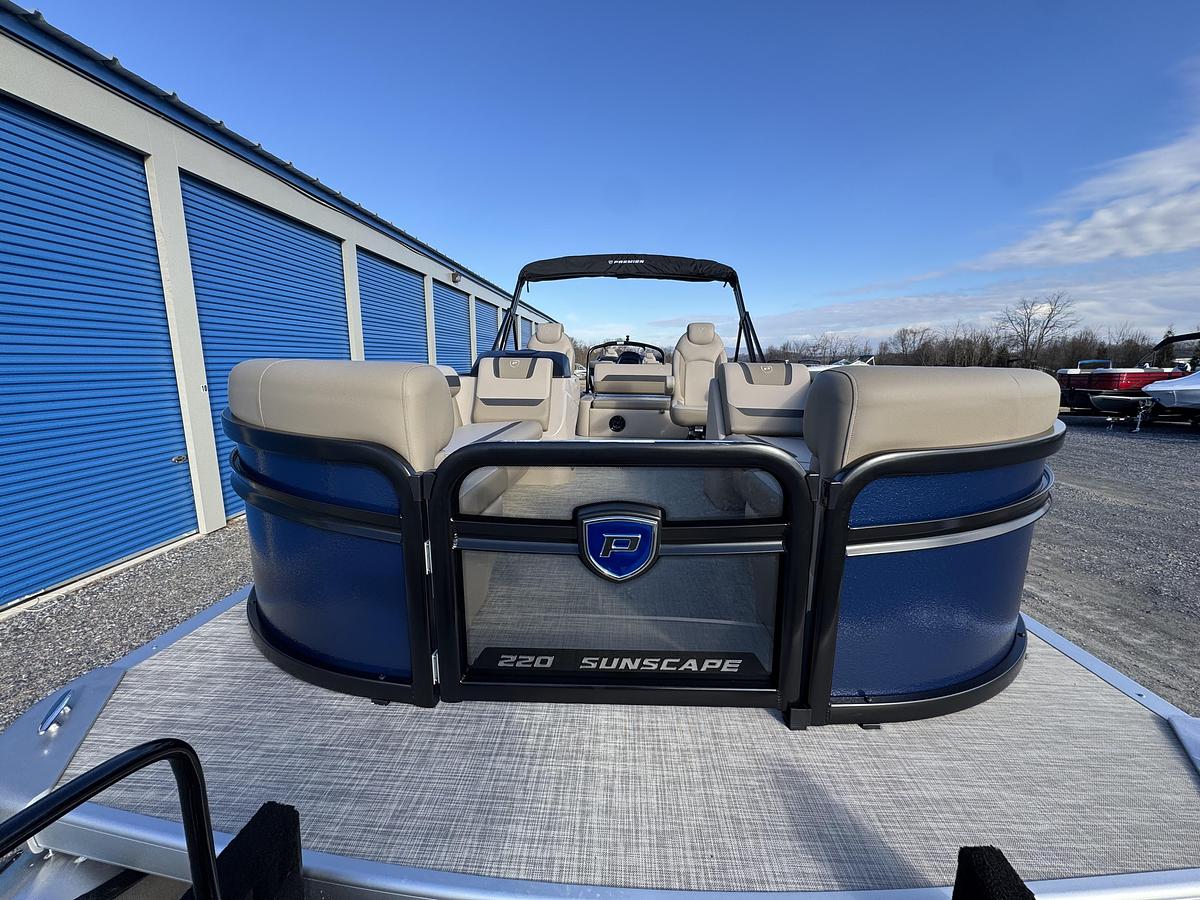 Used 2026 Premier 220 SunScape RL