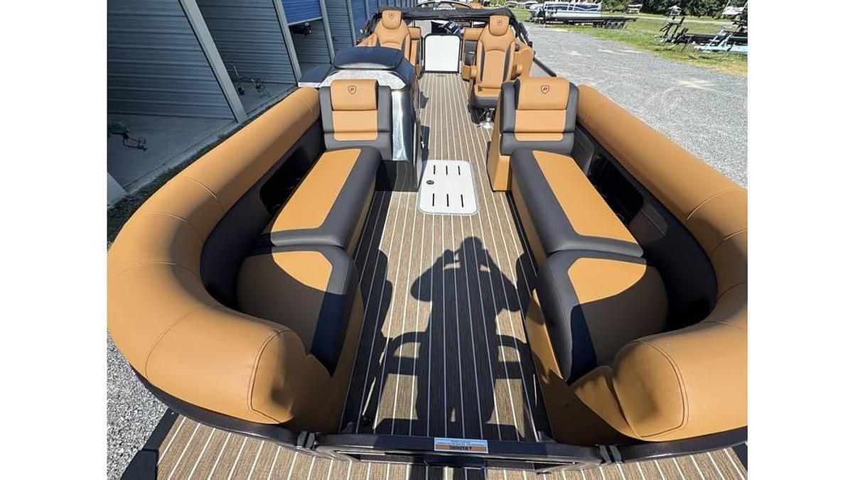 Used 2026 Premier 250 SunSation RF