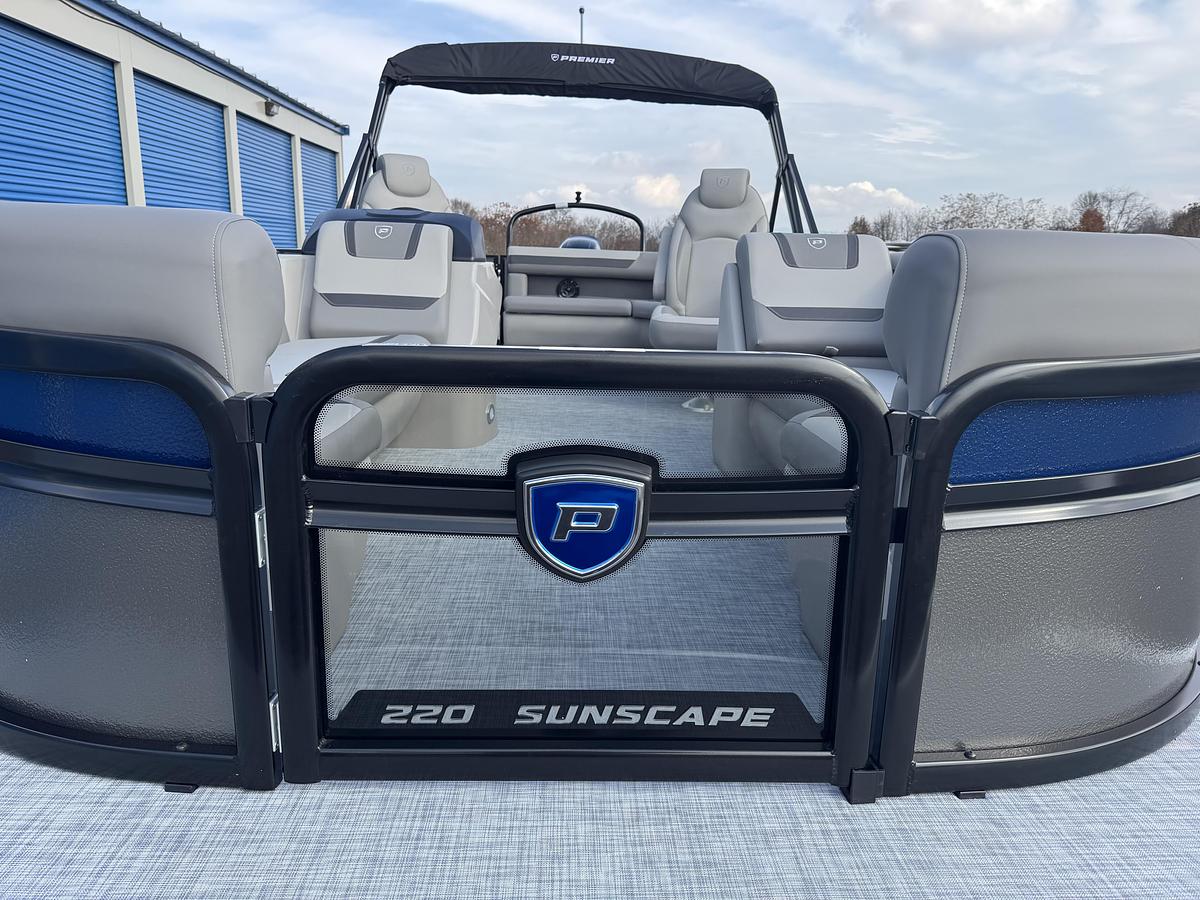 Used 2026 Premier 220 SunScape RE