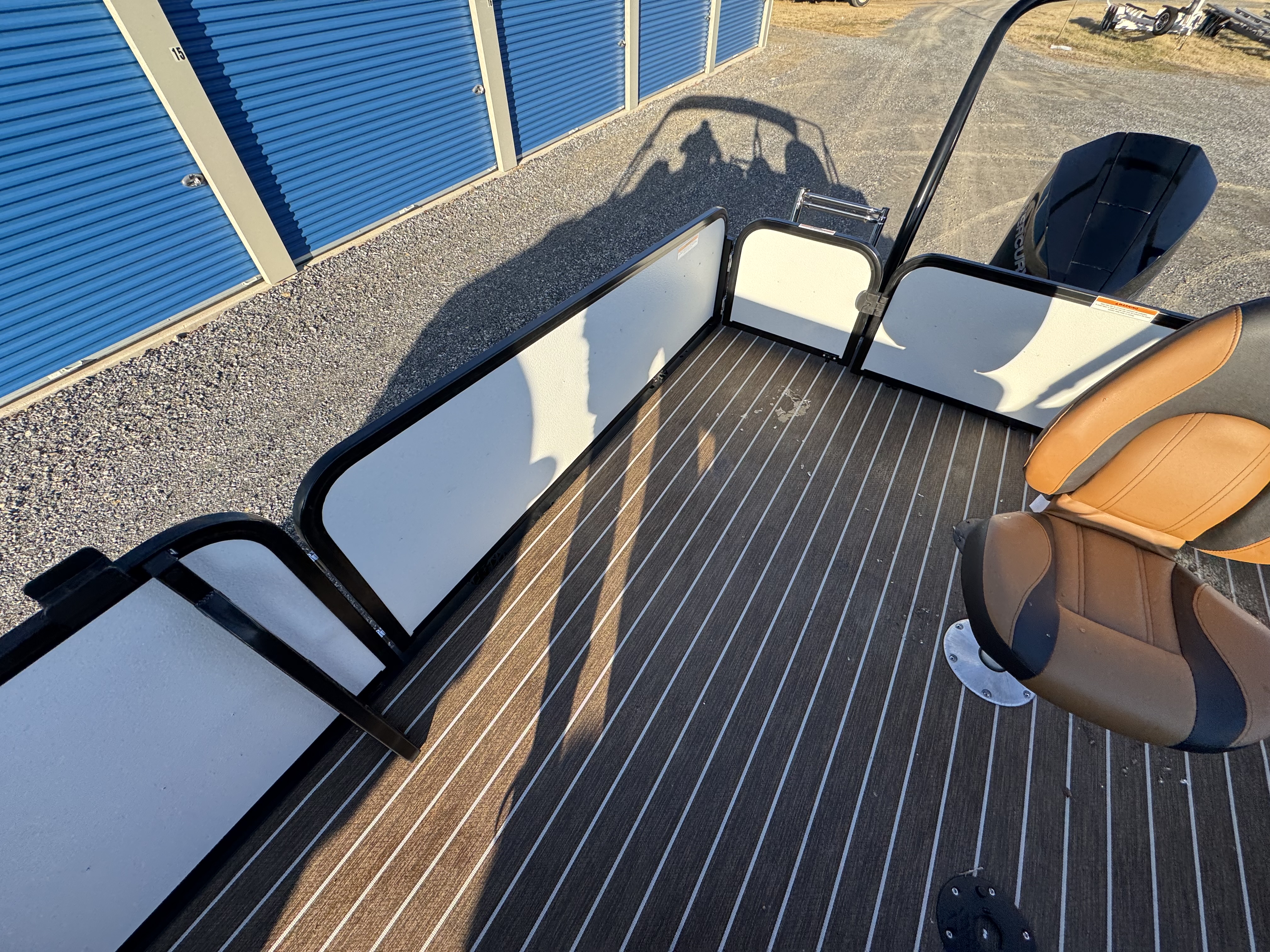 2026 Premier 230 SunSation RS (Rear Social)