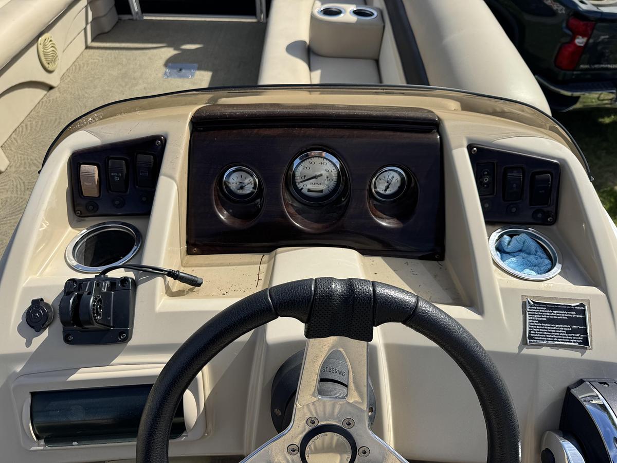 Used 2008 Bennington 22 SL