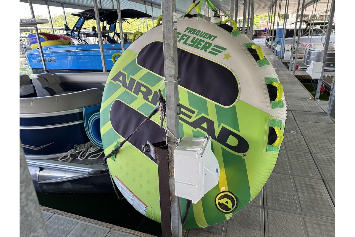 Used 2022 Premier Sunspree RE 230 CL