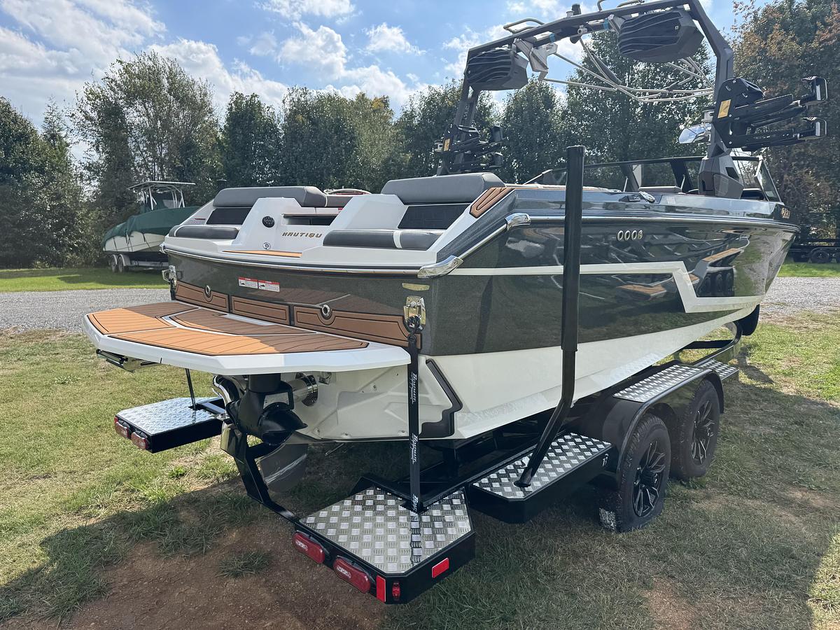 2027 Nautique Super Air GS22