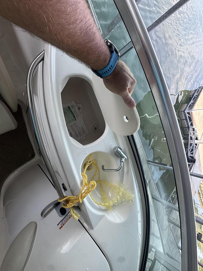 Used 2004 Chaparral 236 Sunesta