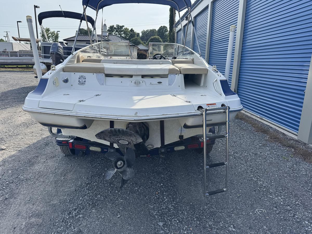 Used 2005 Larson LXI 208
