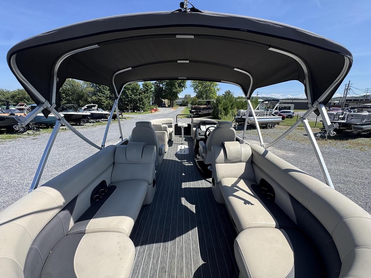 Used 2022 Premier Sunsation RF 230 CL