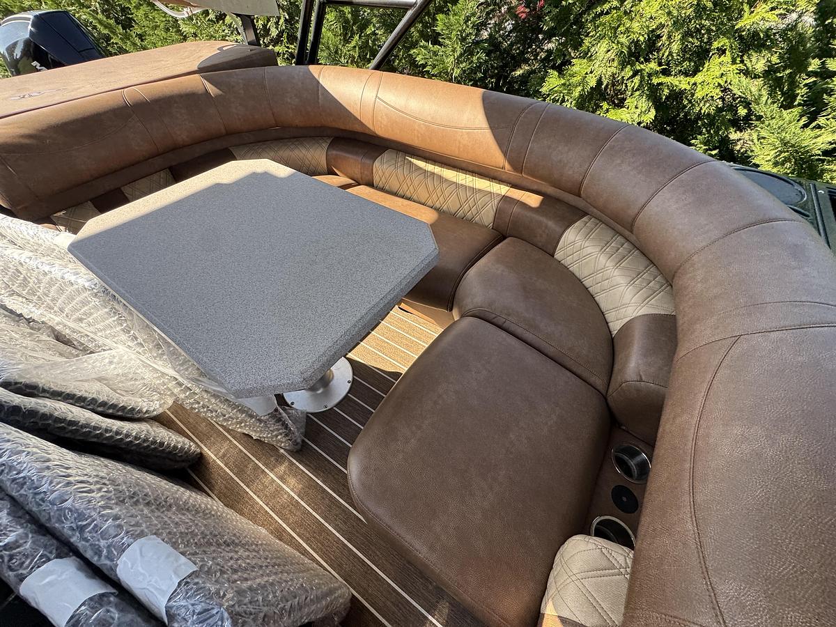 2027 Premier 330 Escalante
