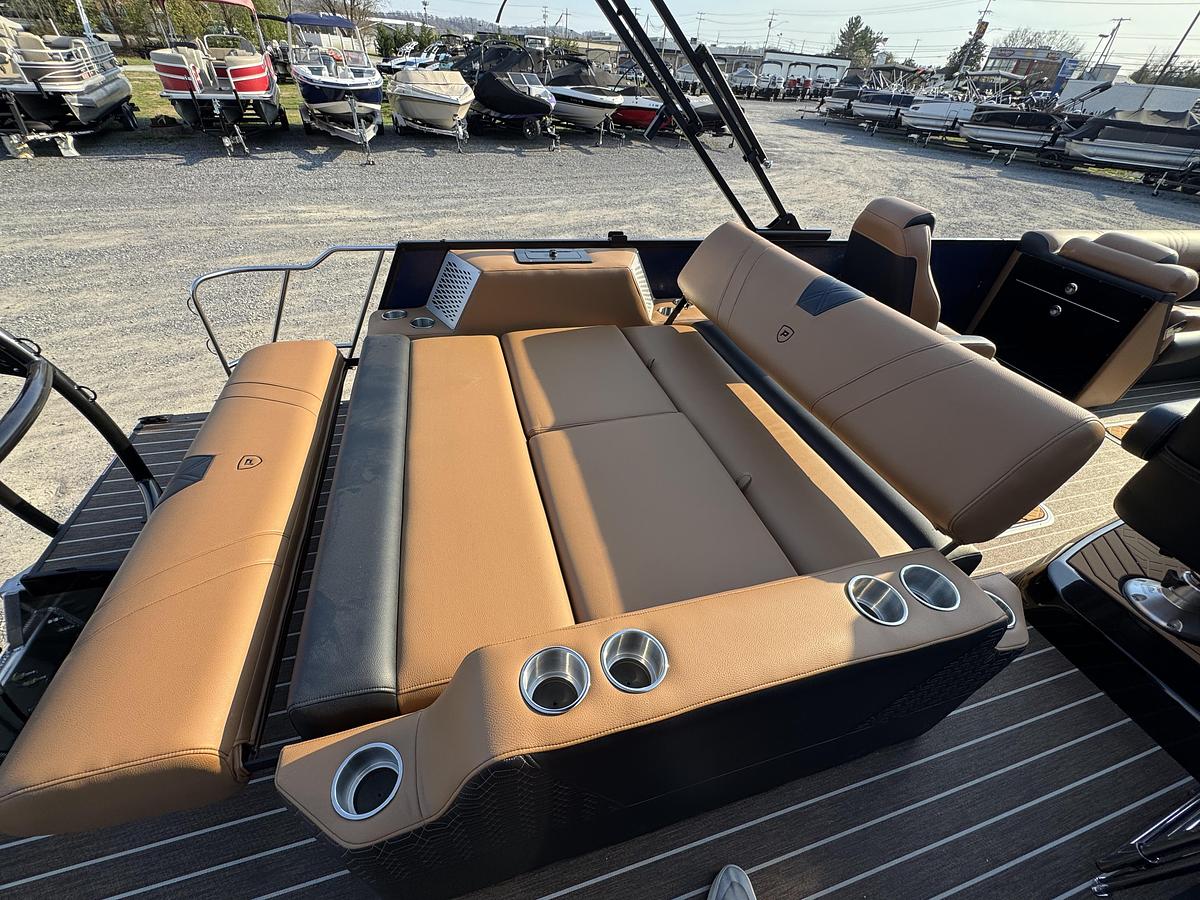 2026 Premier 250 Intrigue RL