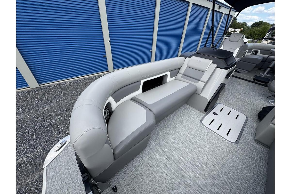 2025 Premier Solaris REV 250