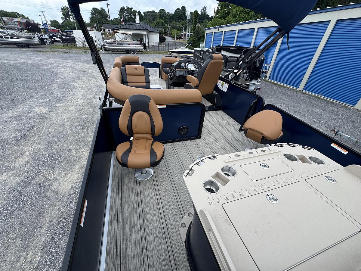 2026 Premier 230 SunSation Angler