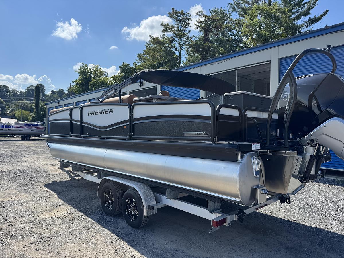 2026 Premier 250 Solaris Rear Social