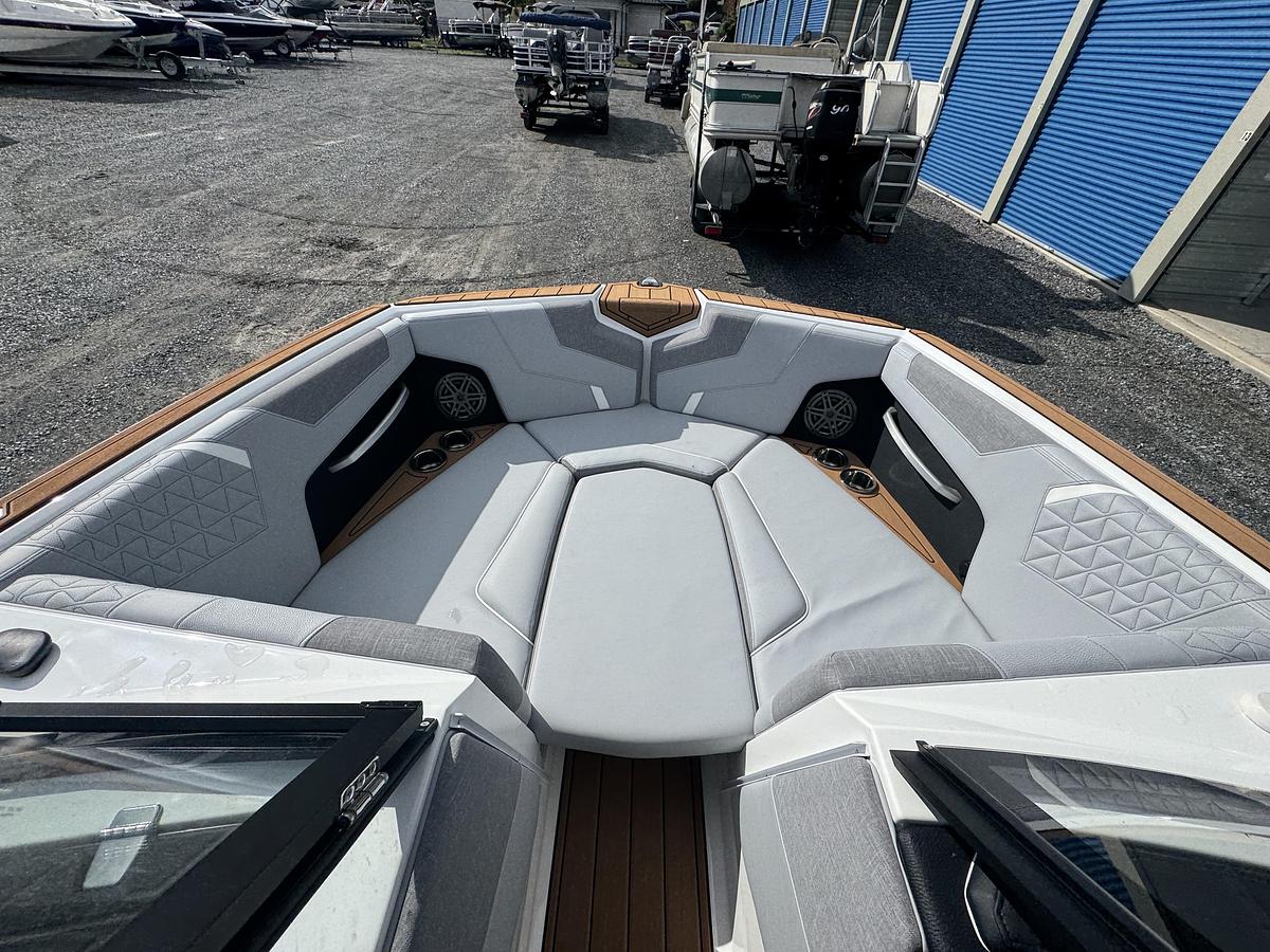 Used 2025 Nautique Super Air GS22