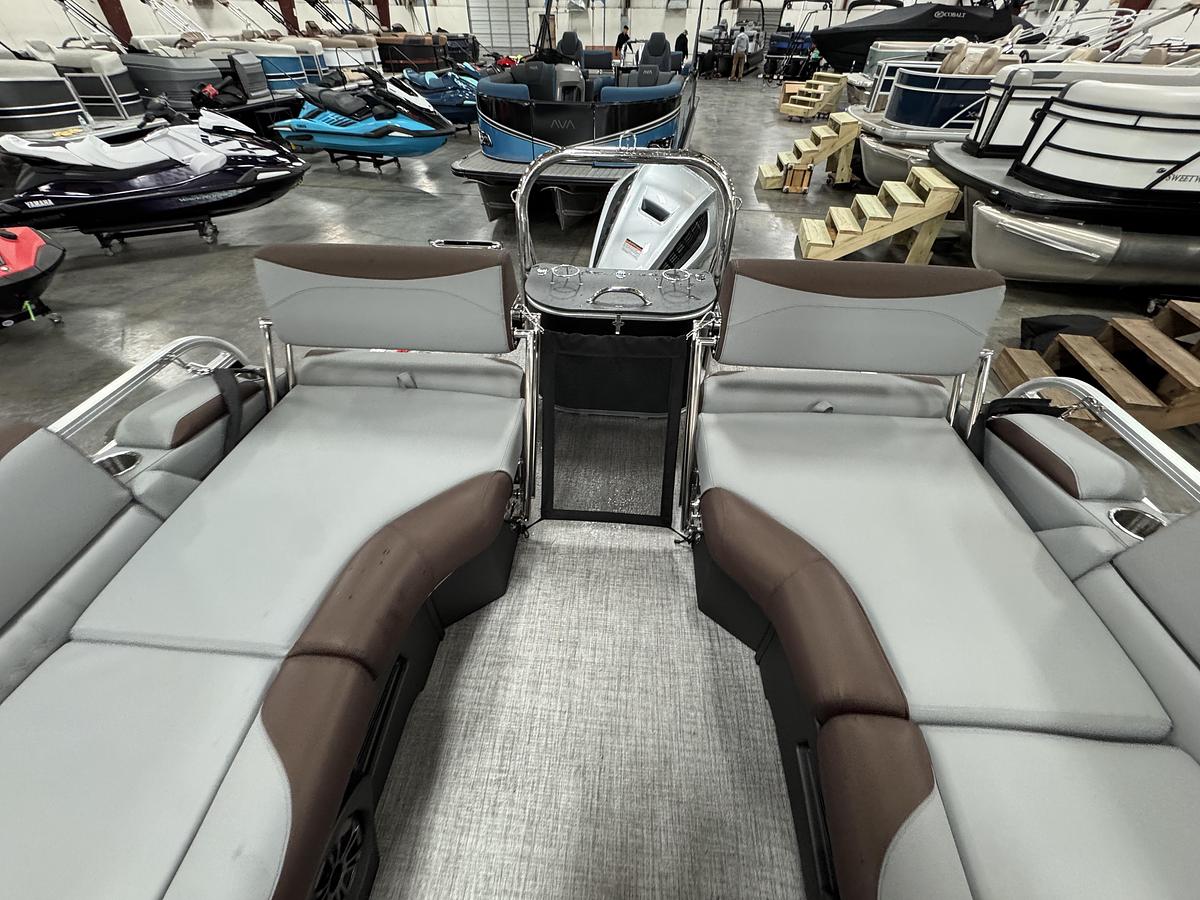 2026 Avalon 23 LSZ QLS