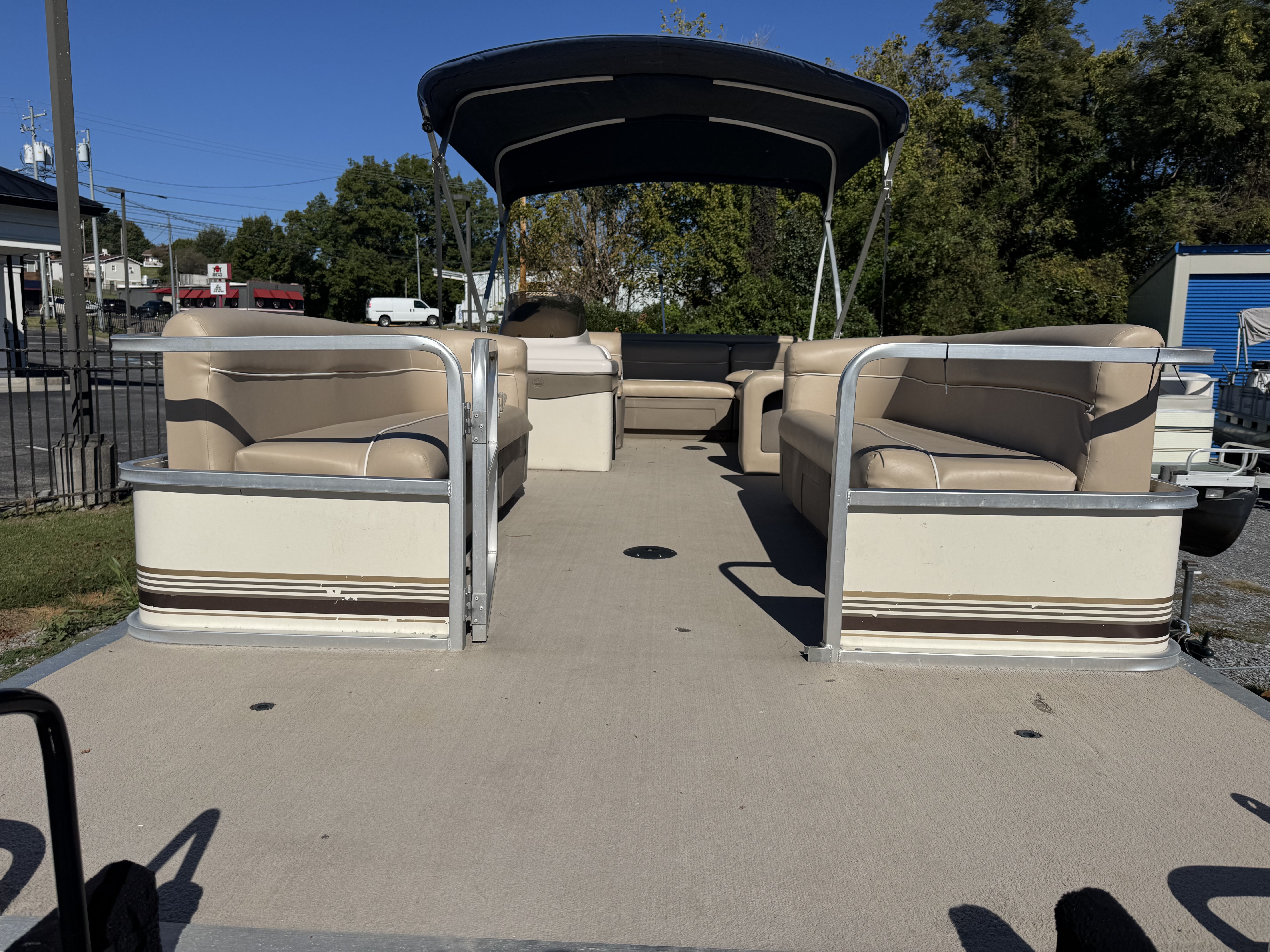 Used 2002 Sun Tracker 240 Party Barge