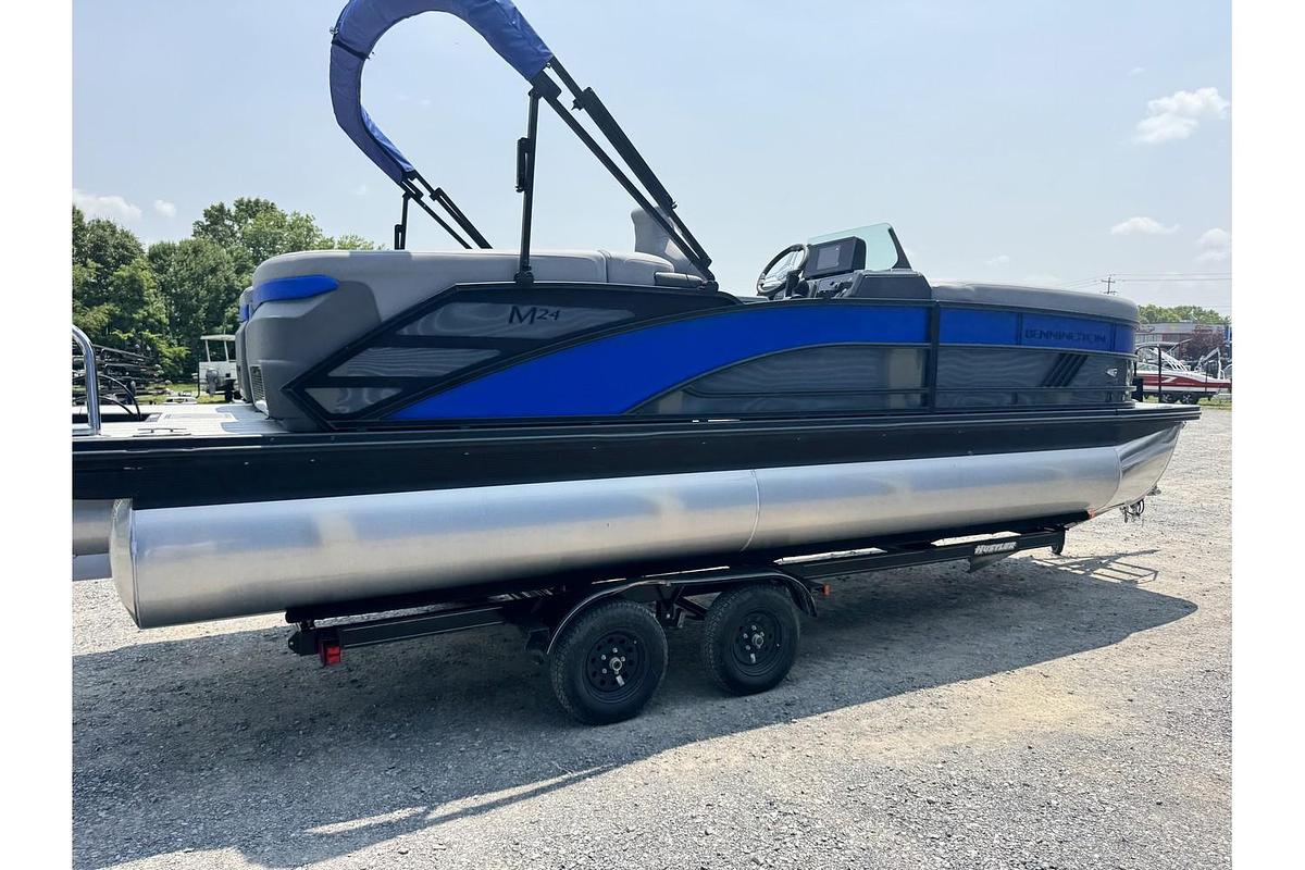 2025 Bennington 24 MFB