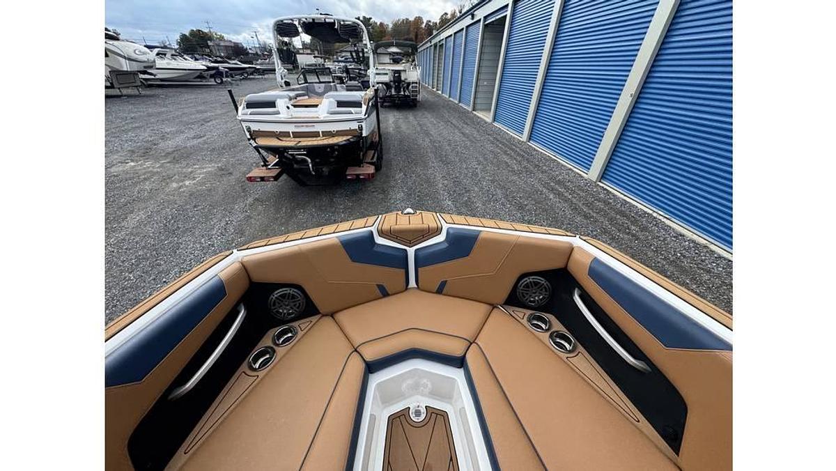 Used 2023 Nautique GS22