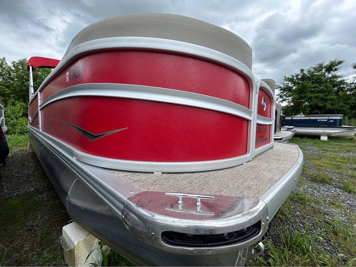 Used 2022 Premier 250 Sunsation RL