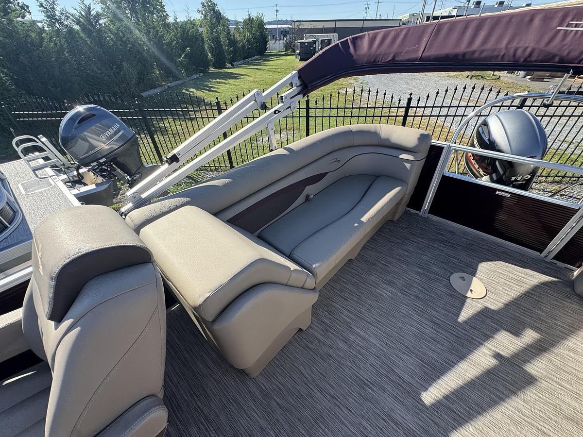 Used 2020 Bennington 22 SSR