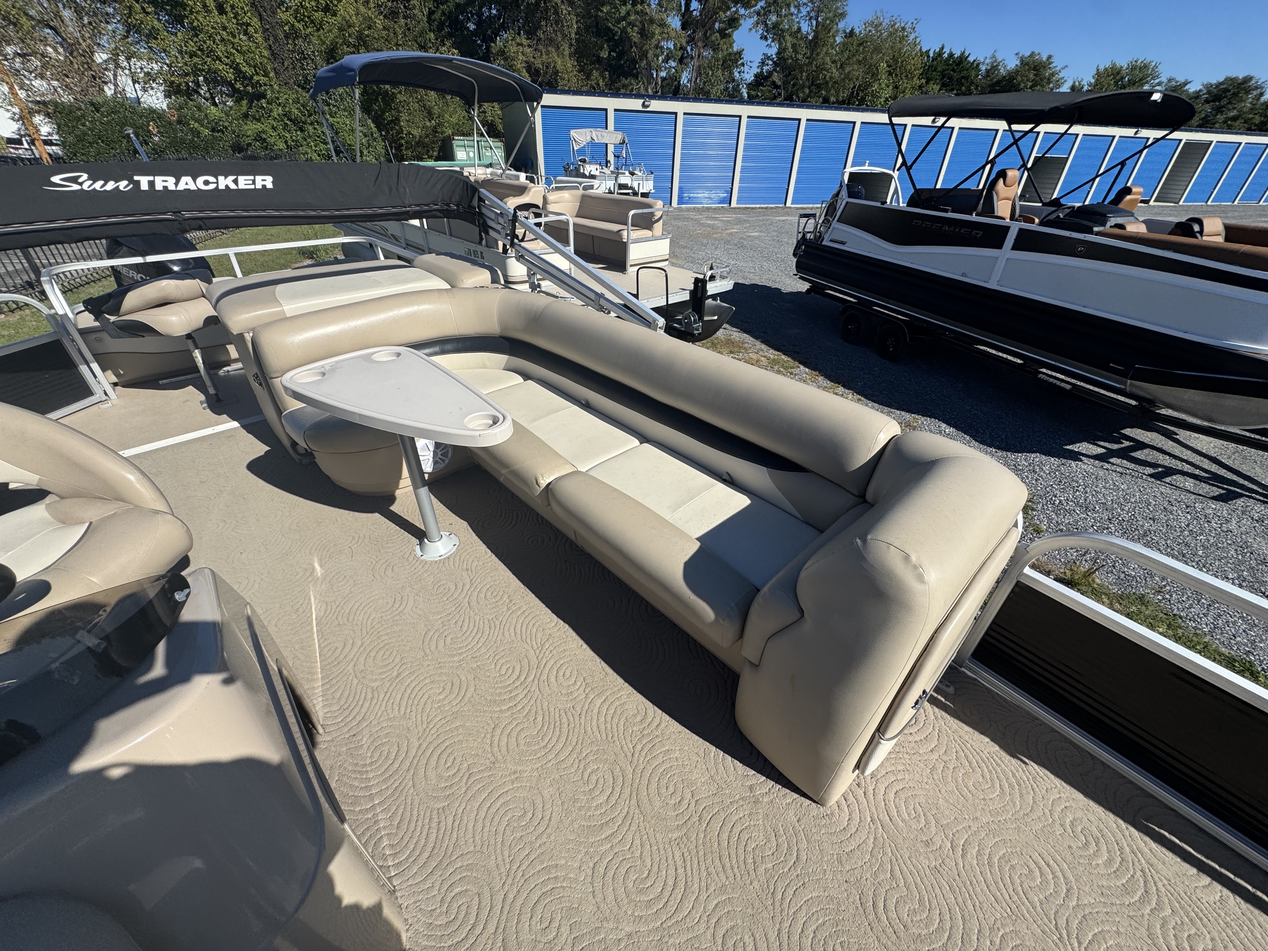 Used 2013 Sun Tracker Fishing Barge 24 DLX