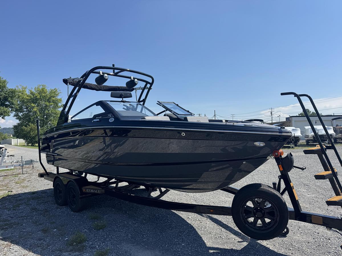 2026 Cobalt R4 Surf