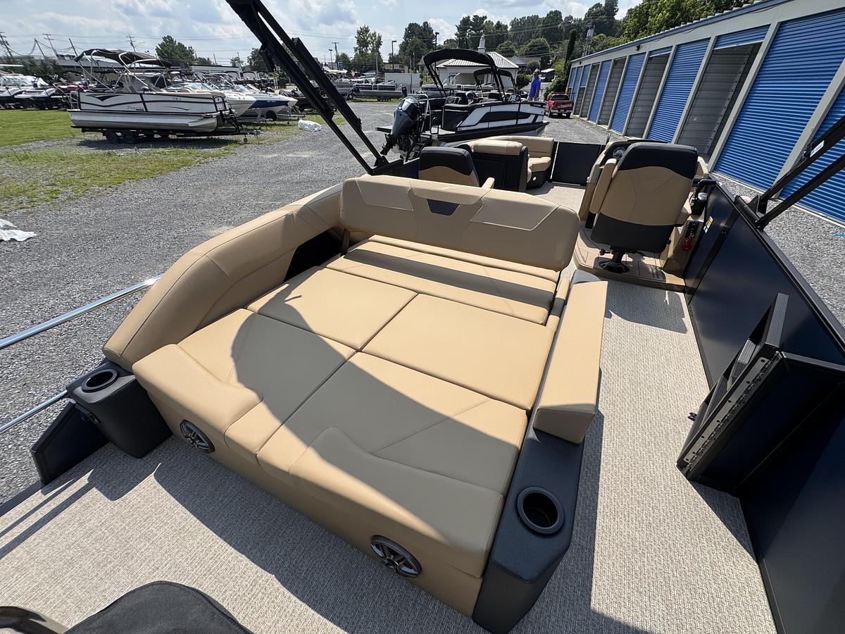 2027 Evotti 523CS 25.5 ft.